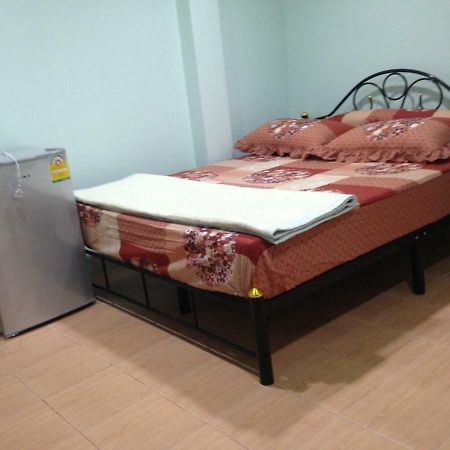 J&E Hotel Nong Prue Luaran gambar