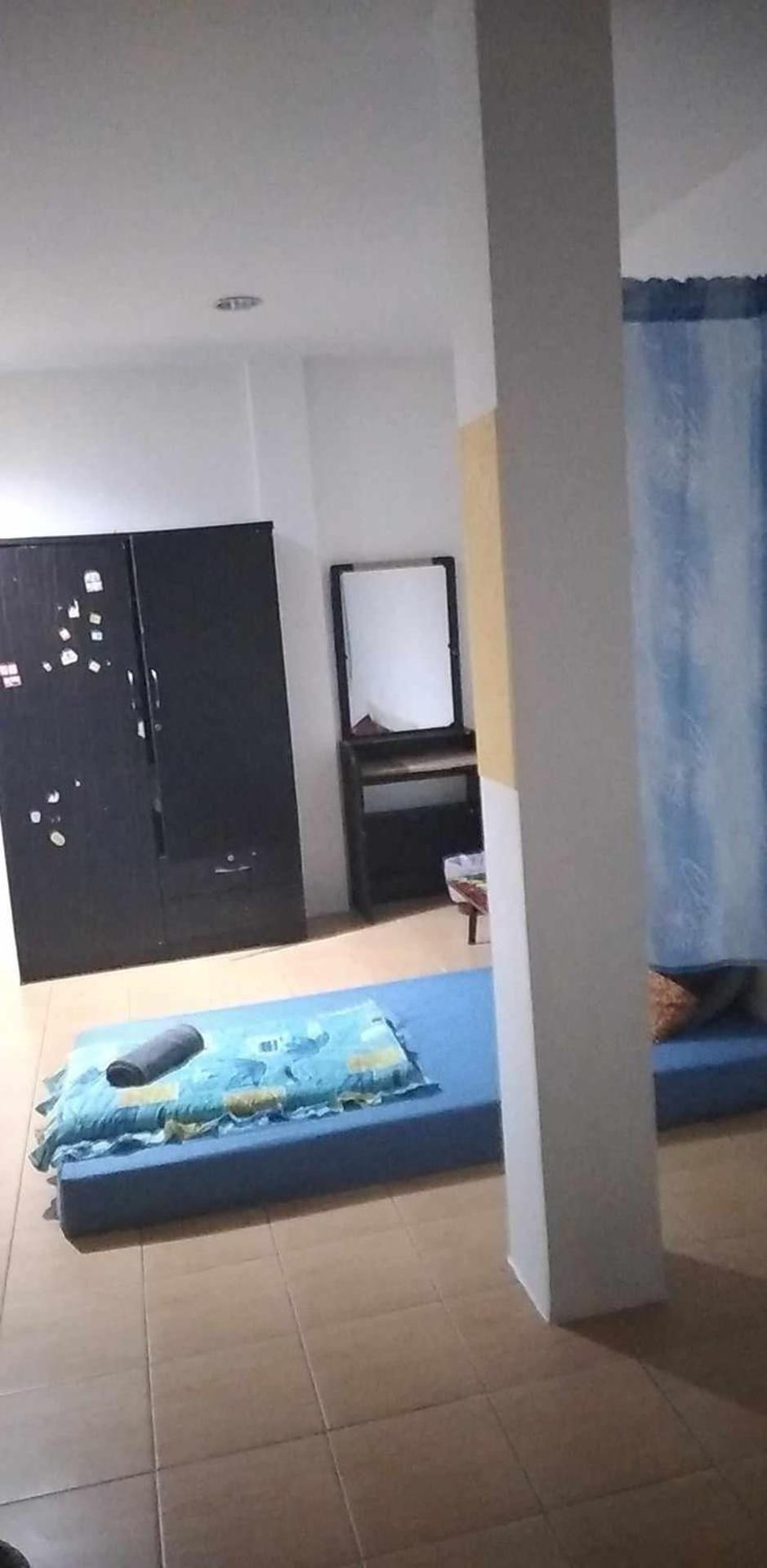 J&E Hotel Nong Prue Luaran gambar