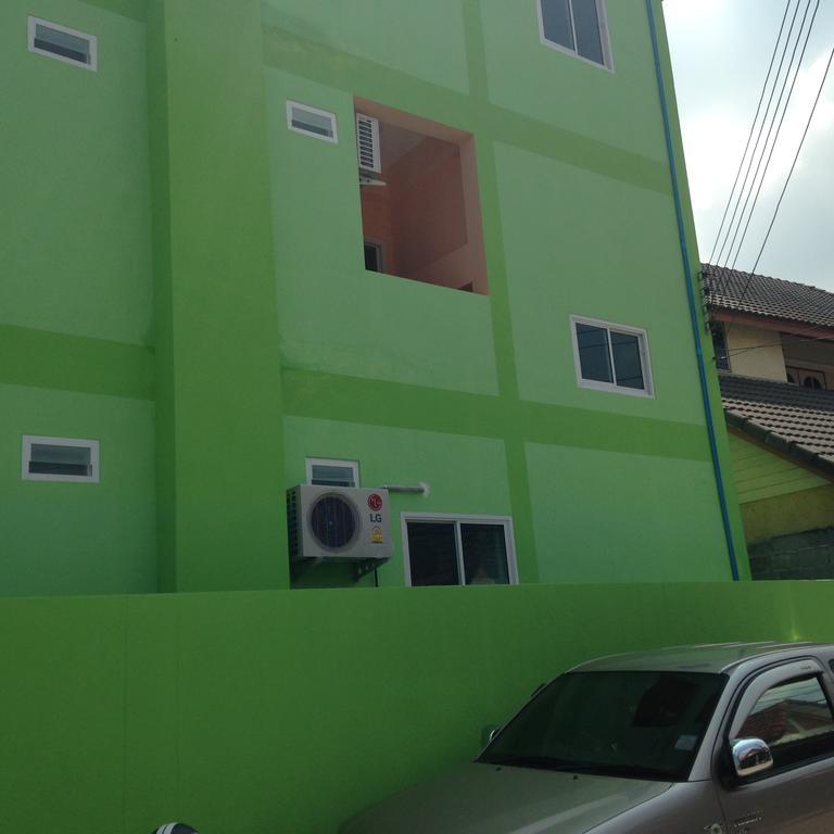 J&E Hotel Nong Prue Luaran gambar